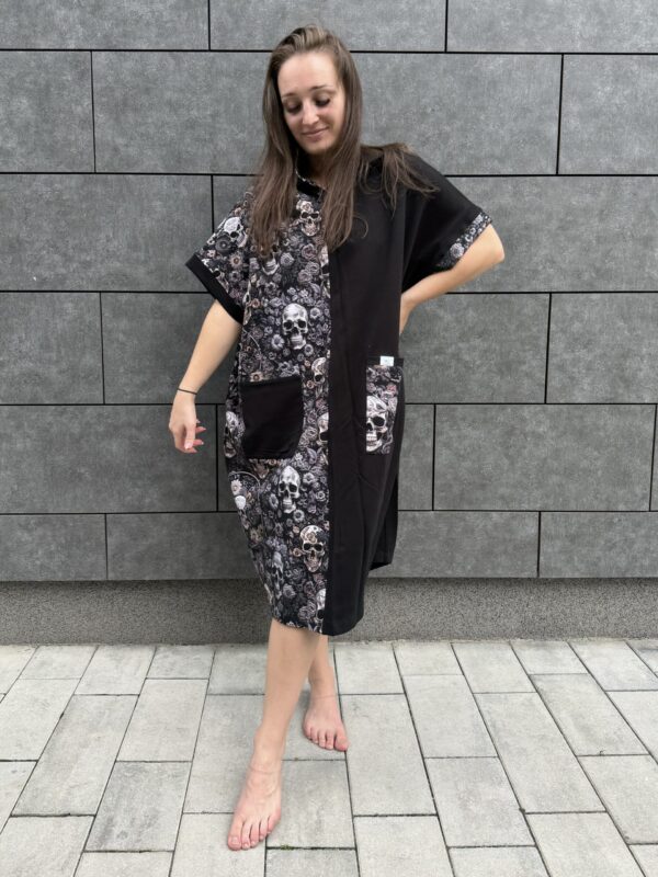 Poncho CLASSIC Czaszki Czarny