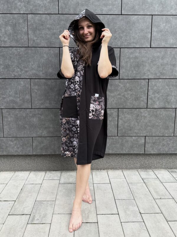 Poncho CLASSIC Czaszki Czarny - obrazek 4